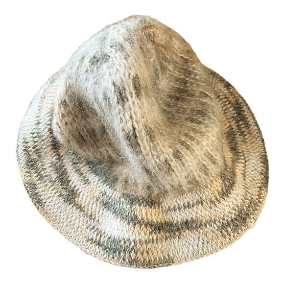 Fuzzy Beanie Hat Wool Angora Gray Marled Winter EUC - Picture 4 of 6